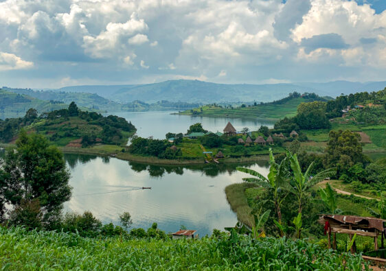 Uganda_Lake Bunyonyi